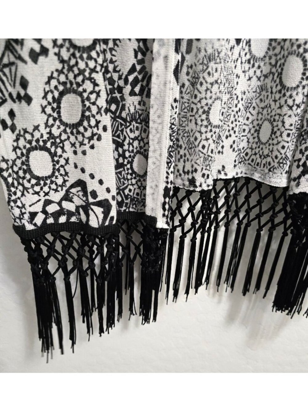 Chicos Black White Medallion Size O Fringe Eliska Cardigan Sweater Short Sleeve - Picture 5 of 11